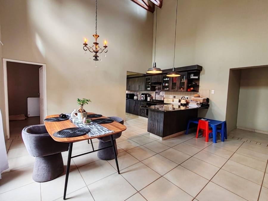 4 Bedroom Property for Sale in Grimbeeck Park North West